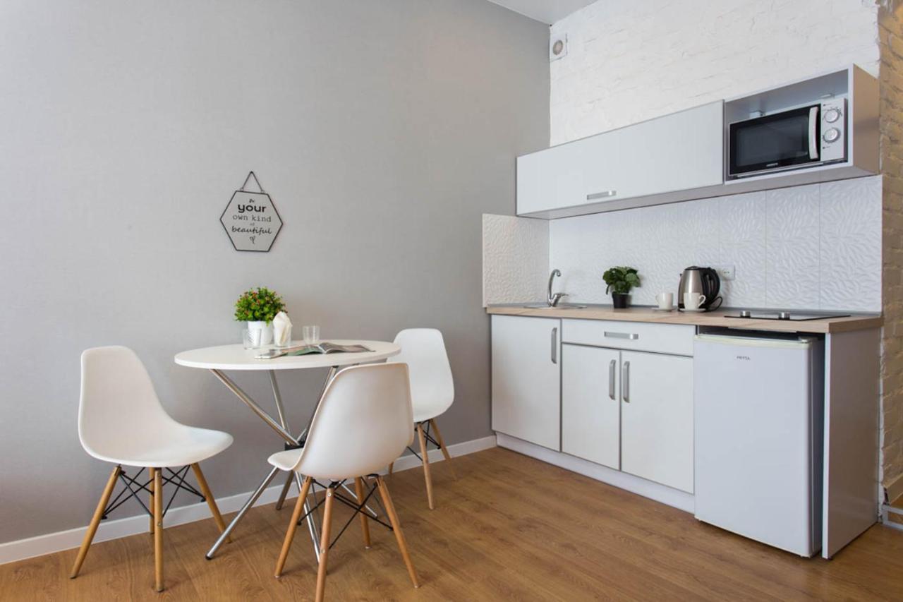 Modern Studio Beside Metro Yaroslava Mudroho, Universytet - Chernyshevska Str 95-7 Charkiw Exterior foto