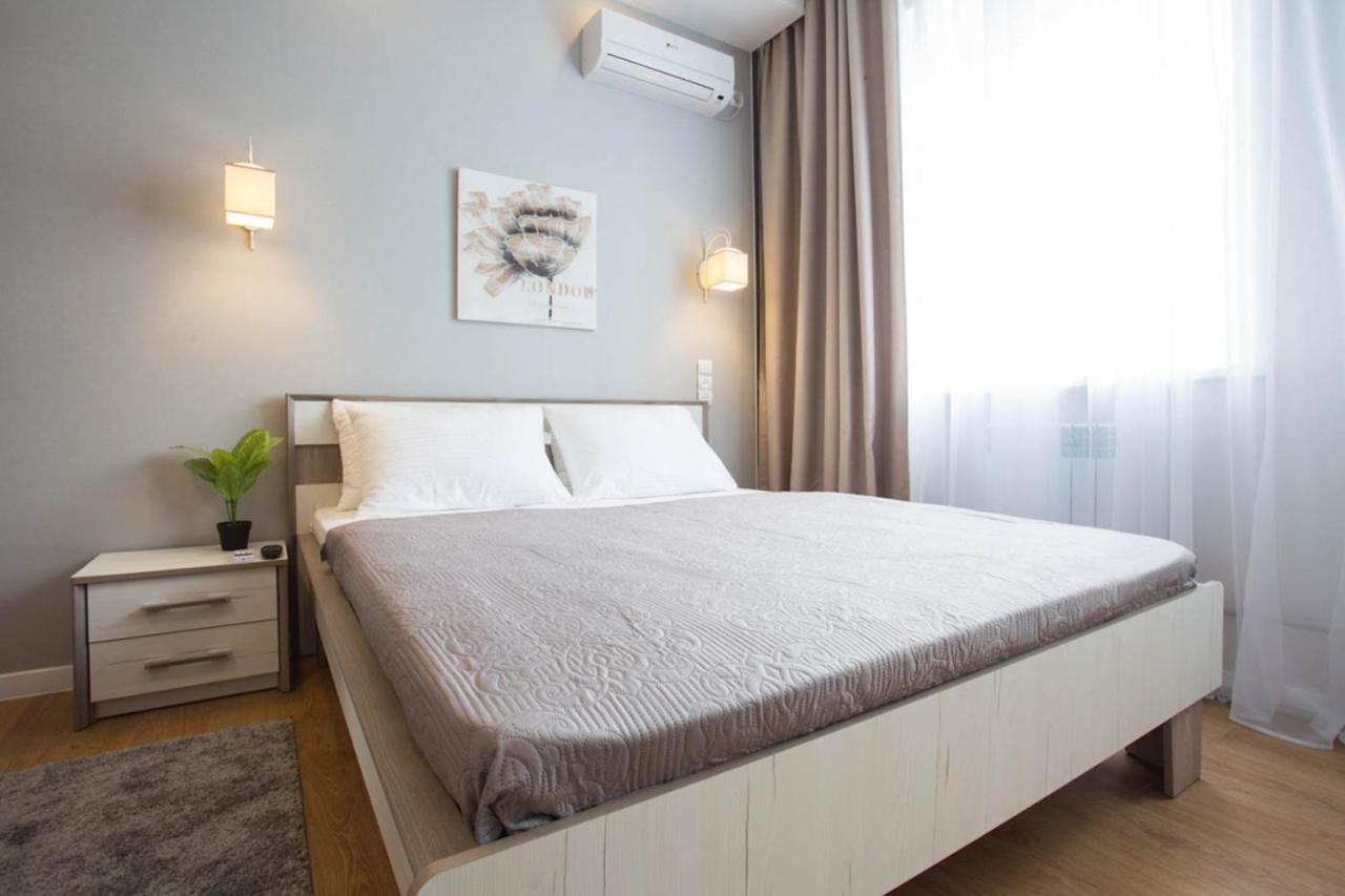 Modern Studio Beside Metro Yaroslava Mudroho, Universytet - Chernyshevska Str 95-7 Charkiw Exterior foto