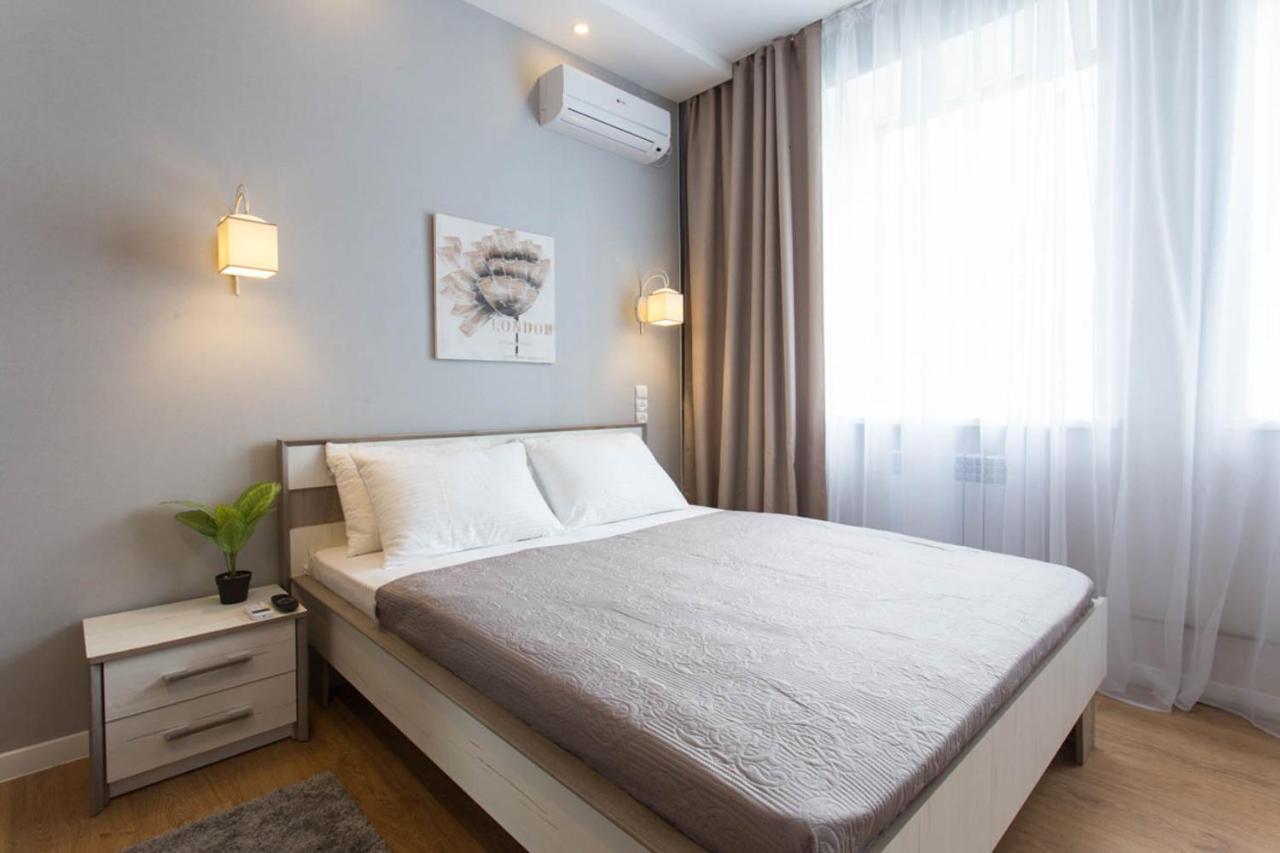 Modern Studio Beside Metro Yaroslava Mudroho, Universytet - Chernyshevska Str 95-7 Charkiw Exterior foto