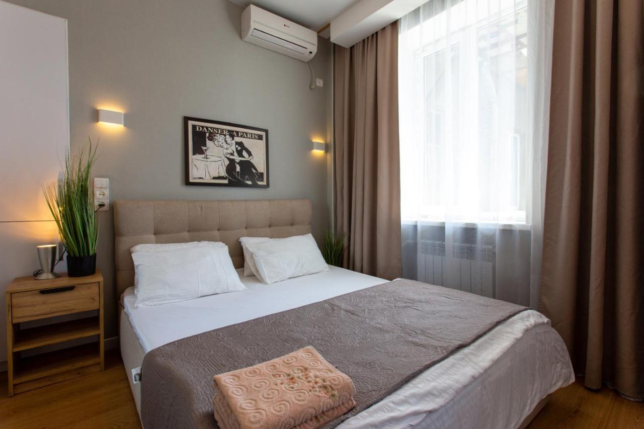 Modern Studio Beside Metro Yaroslava Mudroho, Universytet - Chernyshevska Str 95-7 Charkiw Exterior foto
